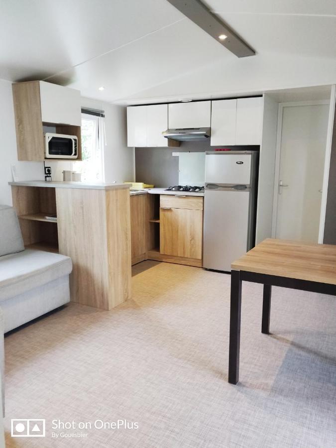 Camping La Garenne De Moncourt 뤼 외부 사진