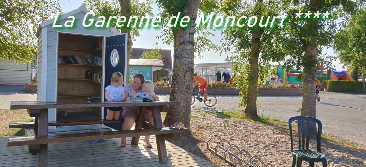 Camping La Garenne De Moncourt 뤼 외부 사진