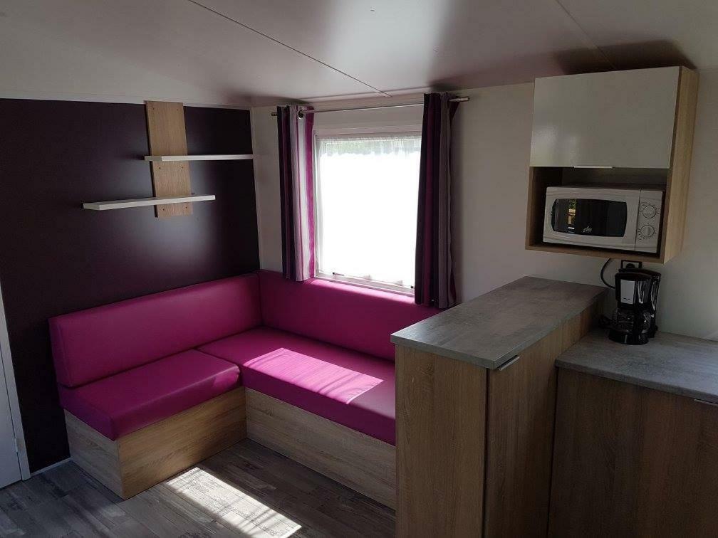 Camping La Garenne De Moncourt 뤼 외부 사진